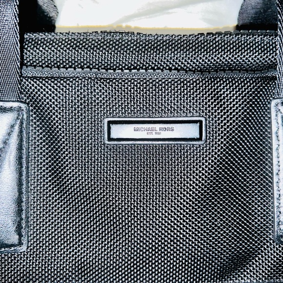 Michael Kors Parker Briefcase- - Picture 3 of 15